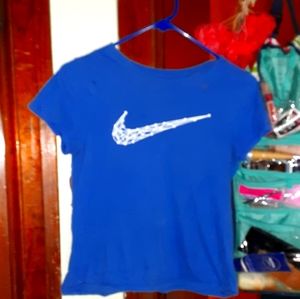 Nike tee shirt